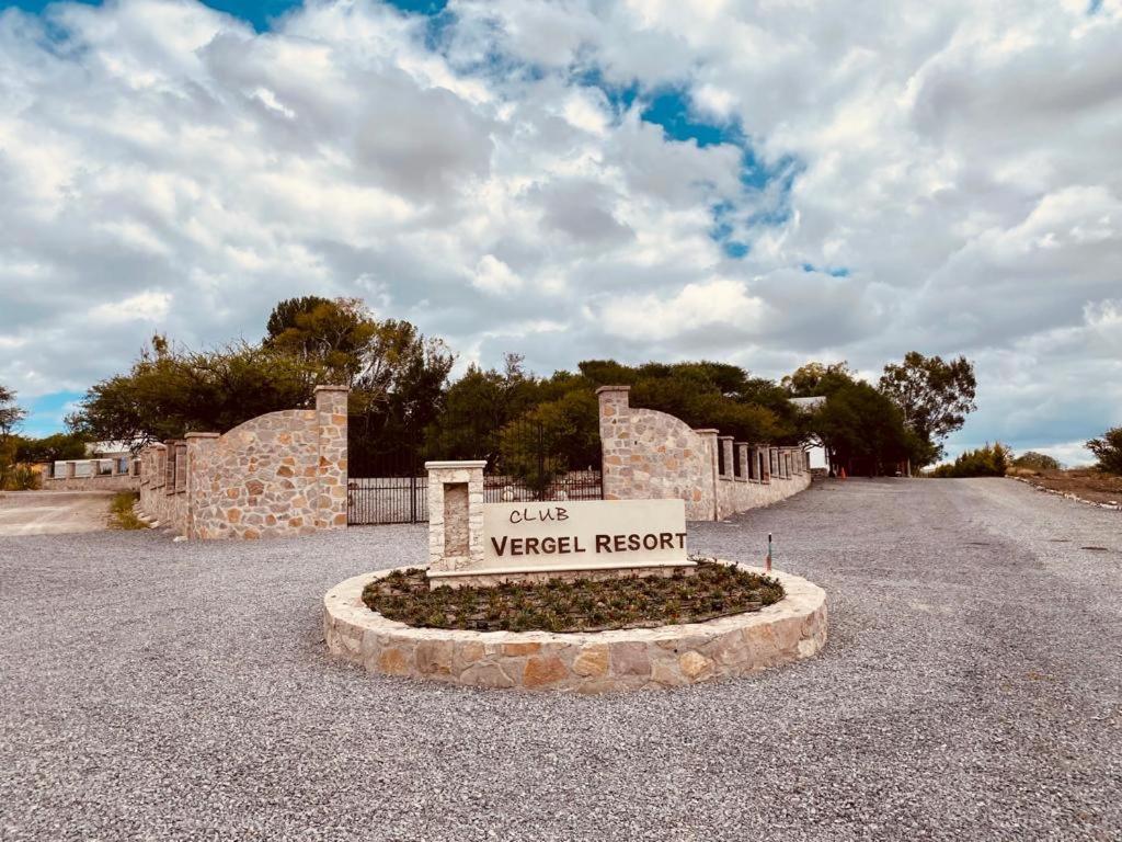 Club Vergel Resort Bernal Exterior photo